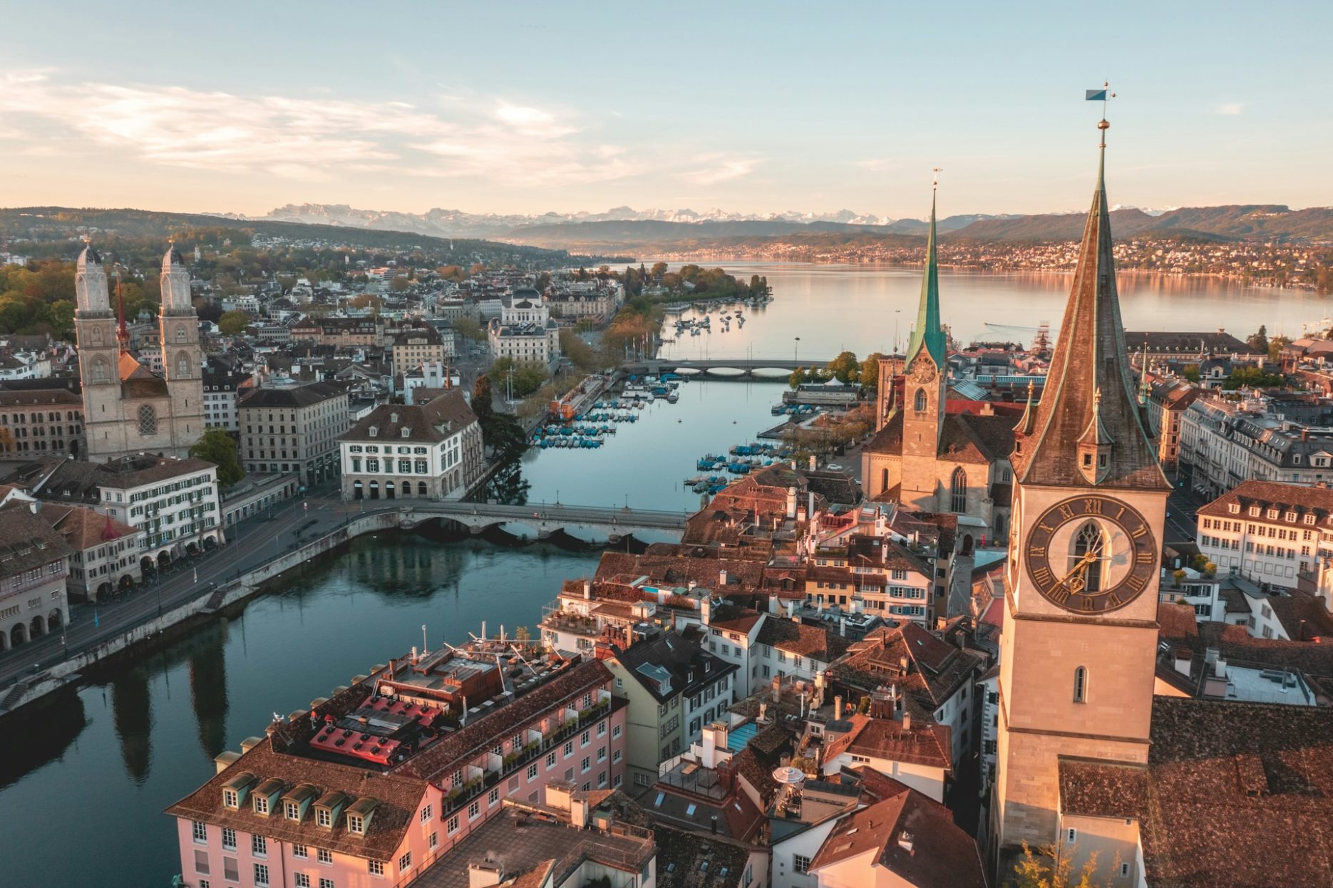 Drohne fliegen in der Schweiz: Was ist zu beachten?